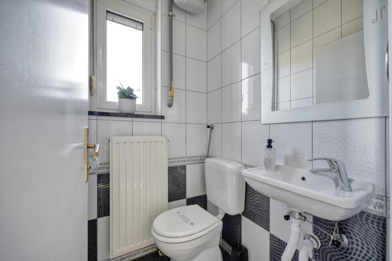 Astarea - Luxe Penthouse In Nature - Jacuzzi - Free Private Parking - Terrace & Balcony - Peace Zagreb Exteriör bild