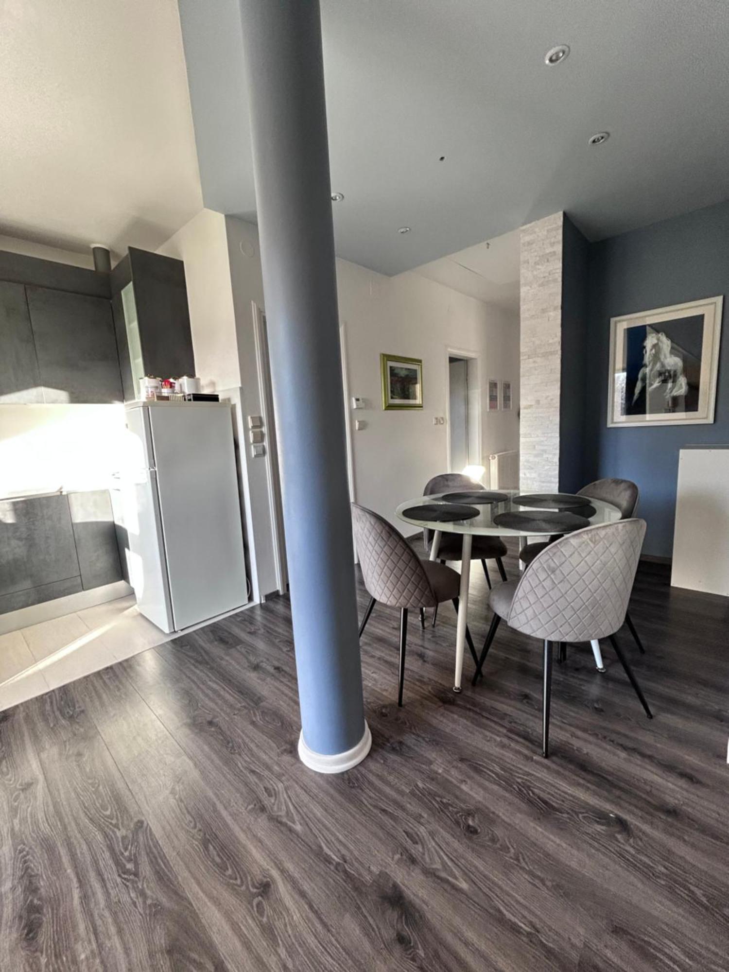 Astarea - Luxe Penthouse In Nature - Jacuzzi - Free Private Parking - Terrace & Balcony - Peace Zagreb Exteriör bild